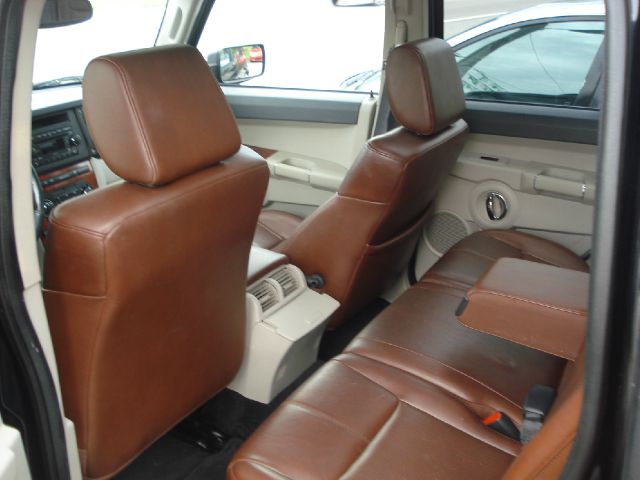 2007 Jeep Commander Super