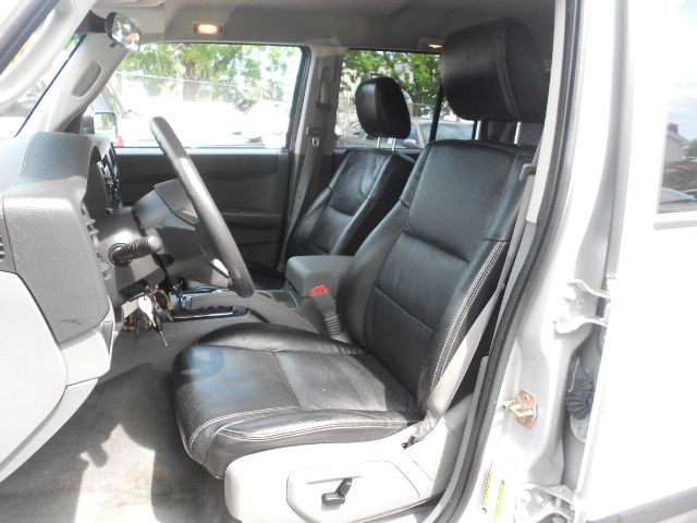 2007 Jeep Commander Elk Conversion Van