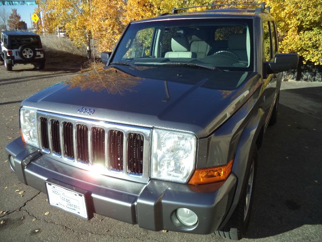 2007 Jeep Commander Super