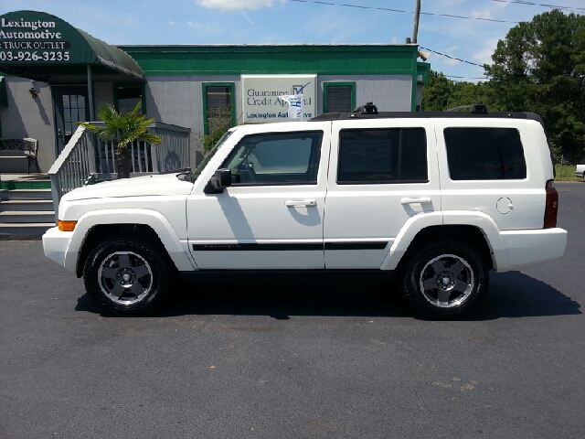 2008 Jeep Commander Extended Cab V8 LT W/1lt