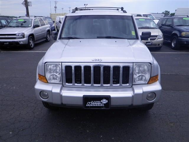 2009 Jeep Commander GSX