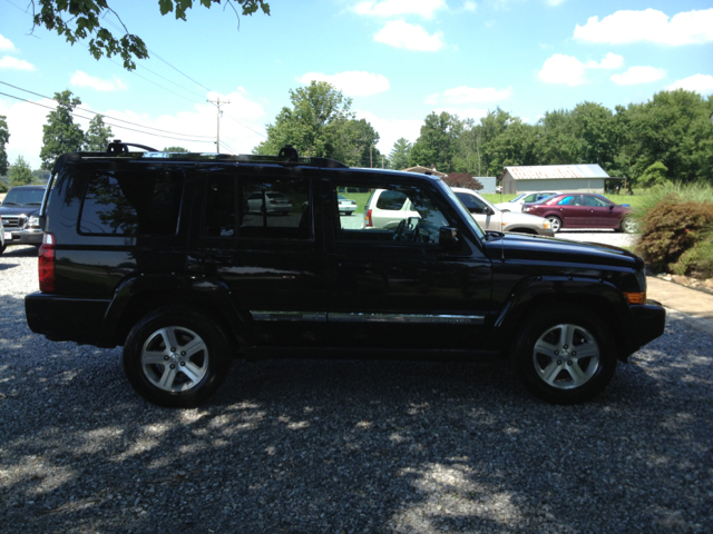 2009 Jeep Commander Super