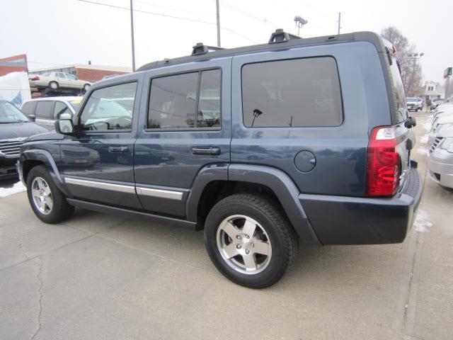 2010 Jeep Commander GSX