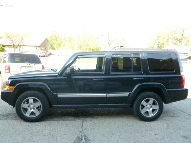 2010 Jeep Commander GSX