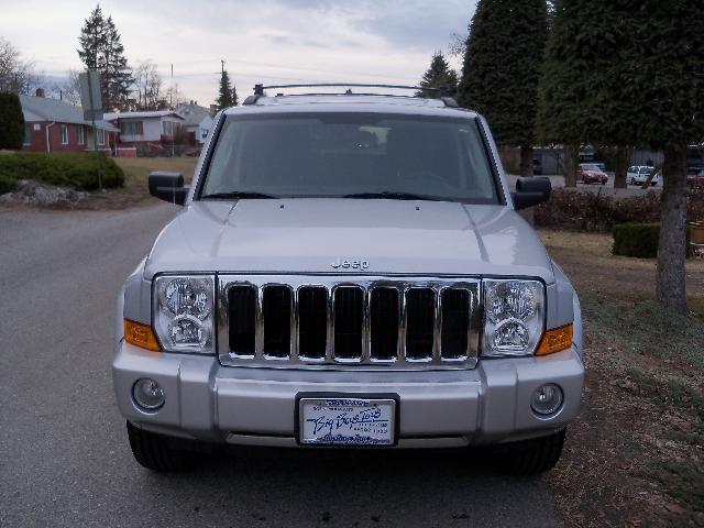 2010 Jeep Commander GSX