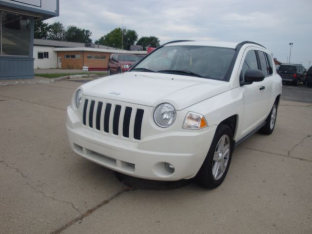 2007 Jeep Compass Extended Cab V8 LT W/1lt