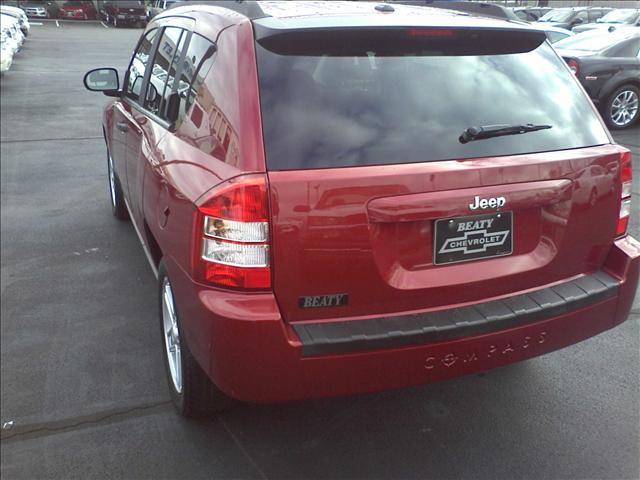 2007 Jeep Compass 2WD Reg Cab 119.