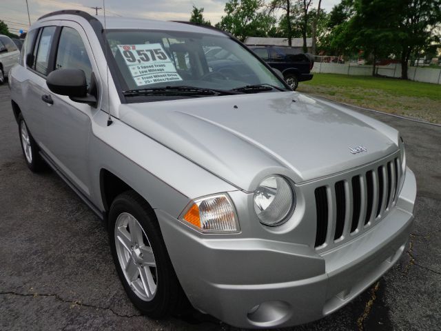 2007 Jeep Compass Extended Cab V8 LT W/1lt