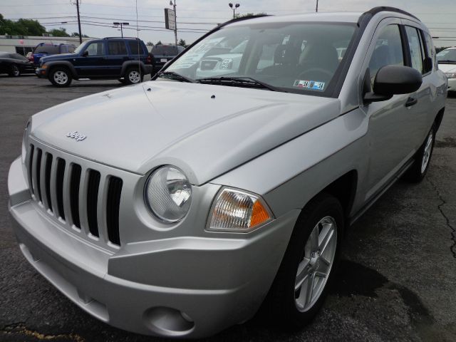 2007 Jeep Compass Extended Cab V8 LT W/1lt