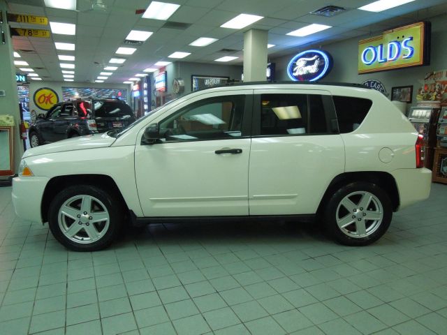 2007 Jeep Compass Extended Cab V8 LT W/1lt