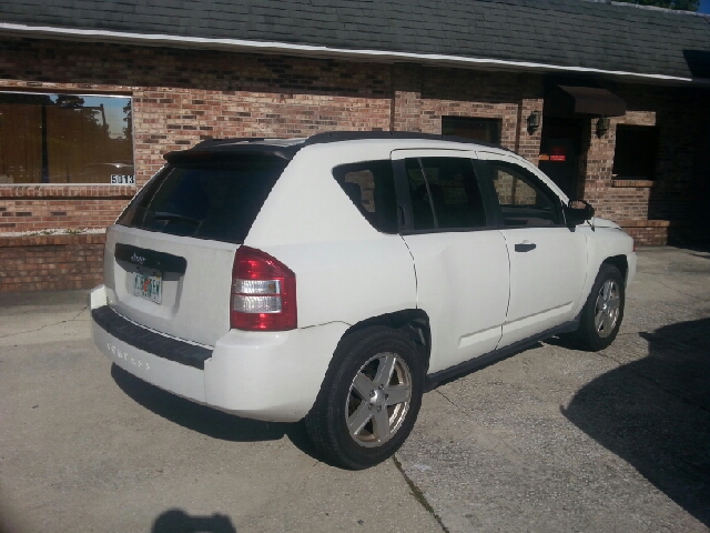 2007 Jeep Compass Extended Cab V8 LT W/1lt