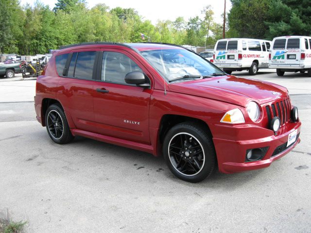 2008 Jeep Compass 4WD Supercrew Styleside 5-1/2 Ft Box FX4