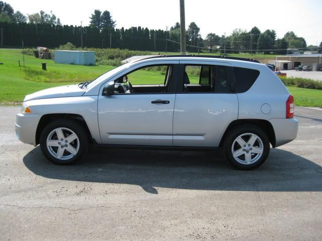 2008 Jeep Compass 2006.5 EX