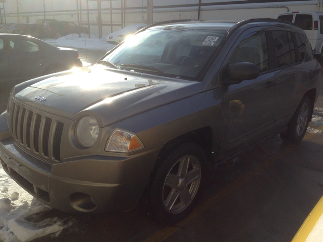 2008 Jeep Compass Extended Cab V8 LT W/1lt