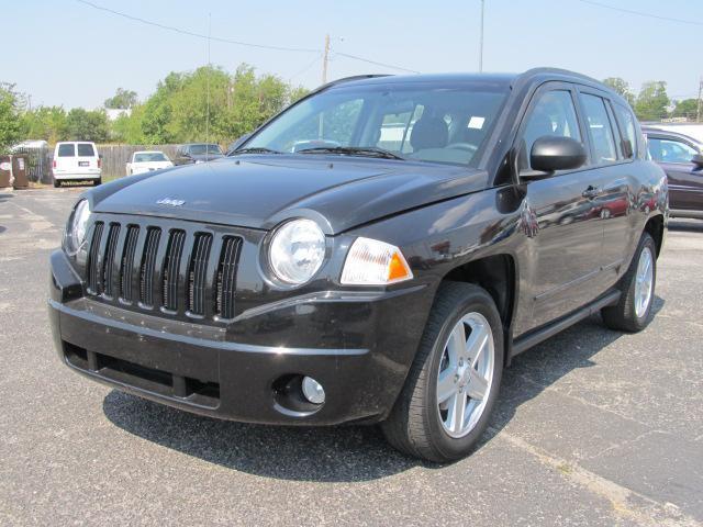 2010 Jeep Compass Extended Cab V8 LT W/1lt