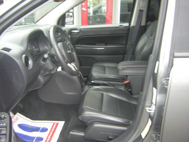 2011 Jeep Compass SLT 25