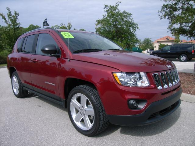 2011 Jeep Compass 2LT 4x4 Truck