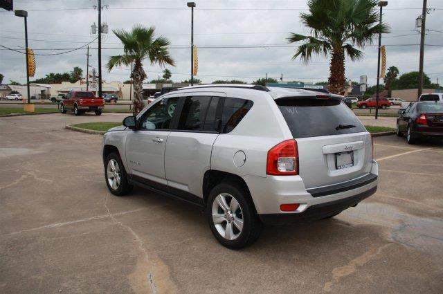 2011 Jeep Compass Unknown