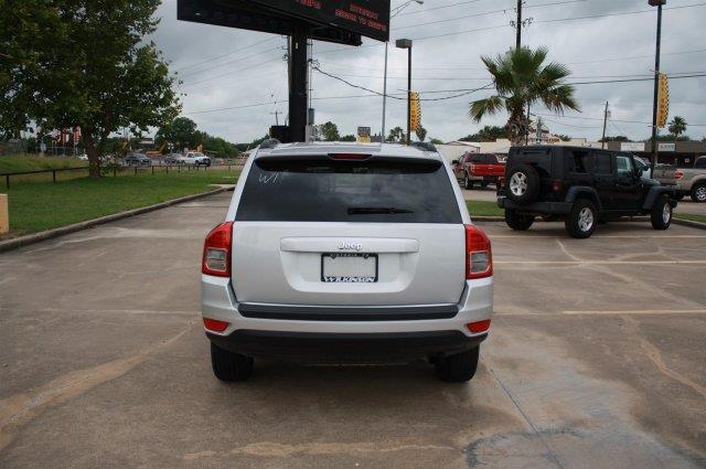 2011 Jeep Compass Unknown