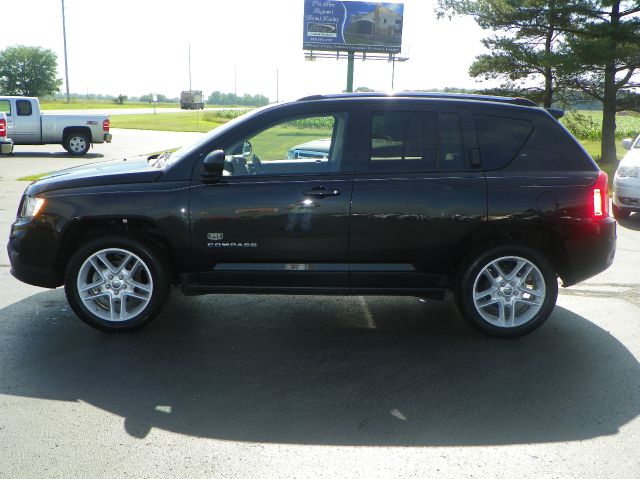 2011 Jeep Compass Power LIFT GATE