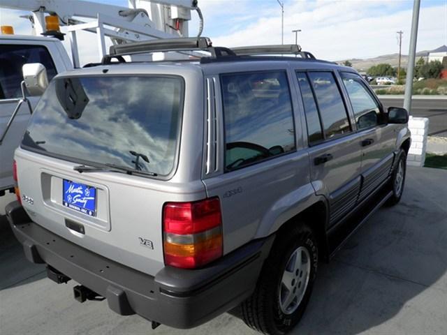 1993 Jeep Grand Cherokee LS