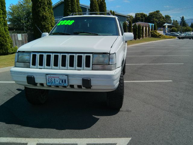 1994 Jeep Grand Cherokee Super