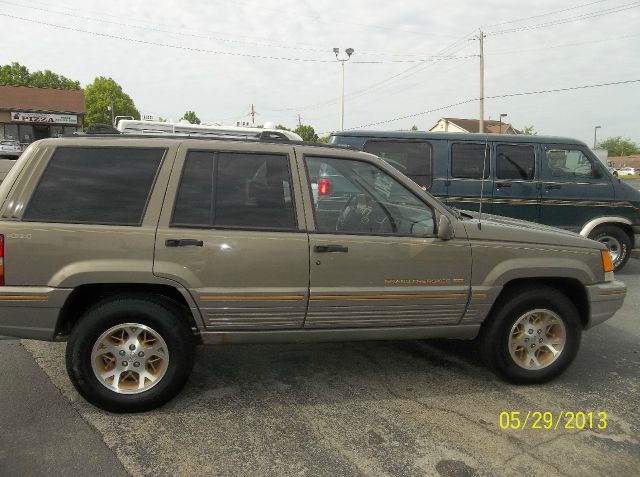 1995 Jeep Grand Cherokee Super