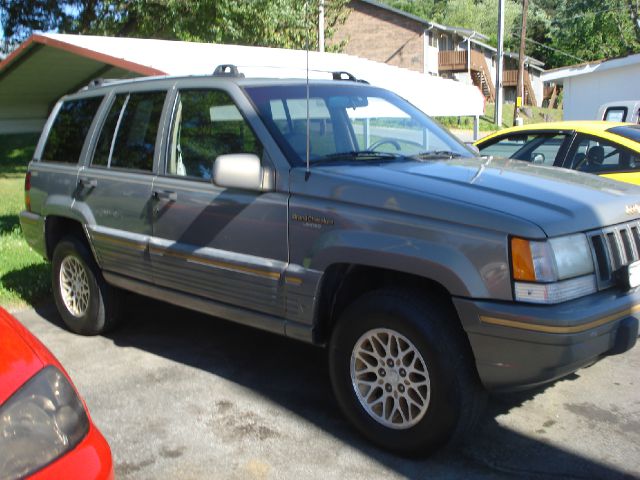 1995 Jeep Grand Cherokee Super