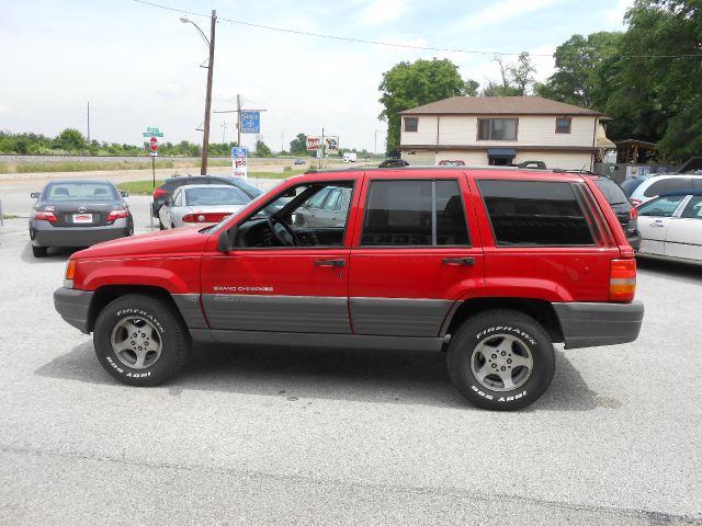 1996 Jeep Grand Cherokee Sedan 4dr