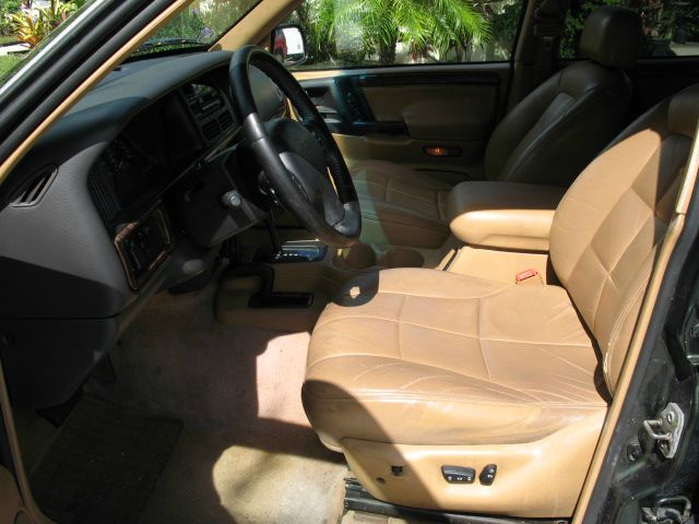 1996 Jeep Grand Cherokee Super