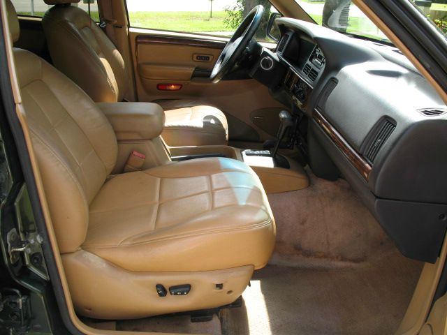 1996 Jeep Grand Cherokee Super