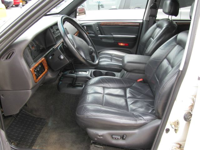 1996 Jeep Grand Cherokee Super