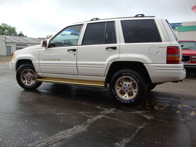 1996 Jeep Grand Cherokee Super