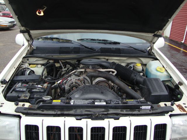 1996 Jeep Grand Cherokee Super