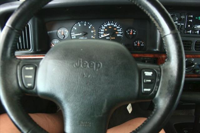 1996 Jeep Grand Cherokee K2500 Silverado