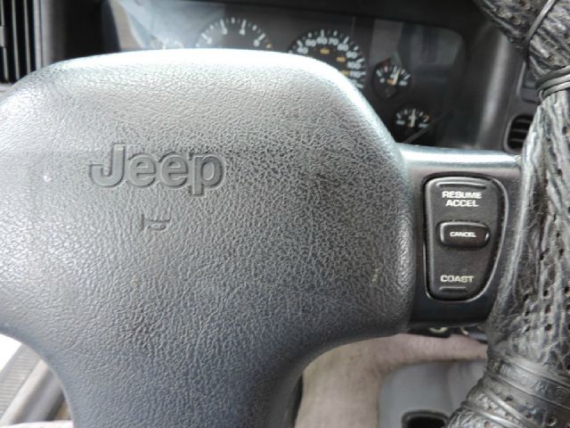 1996 Jeep Grand Cherokee Sedan 4dr