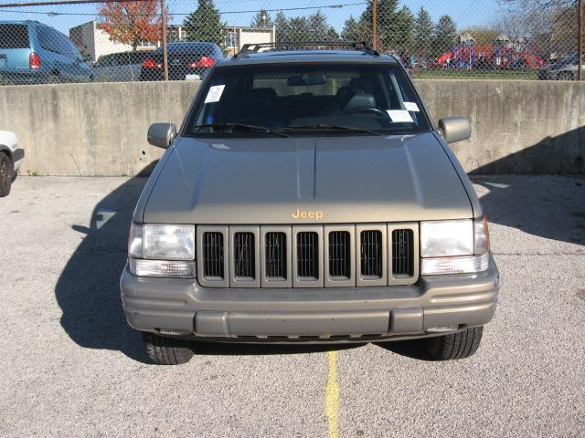 1996 Jeep Grand Cherokee SLE Crew Cab 4-cyl 2WD Auto