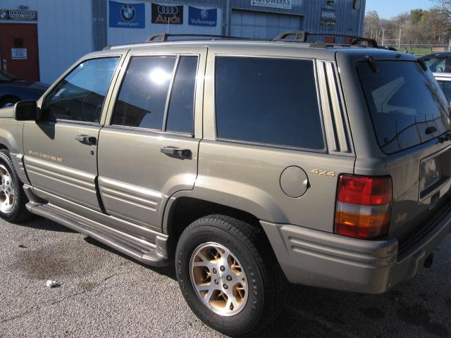 1996 Jeep Grand Cherokee SLE Crew Cab 4-cyl 2WD Auto