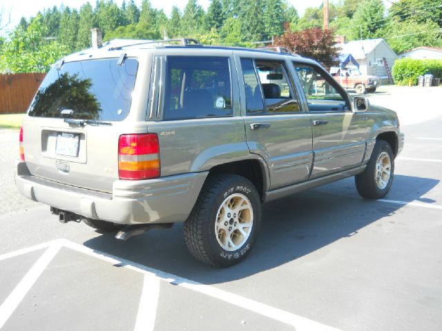 1997 Jeep Grand Cherokee Super