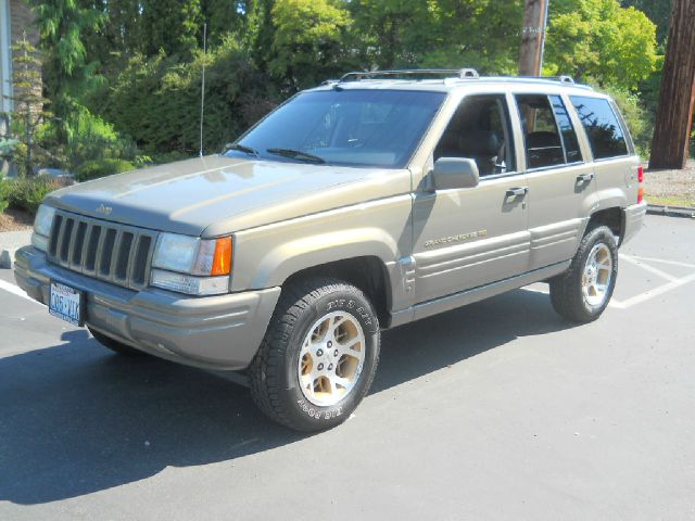 1997 Jeep Grand Cherokee Super