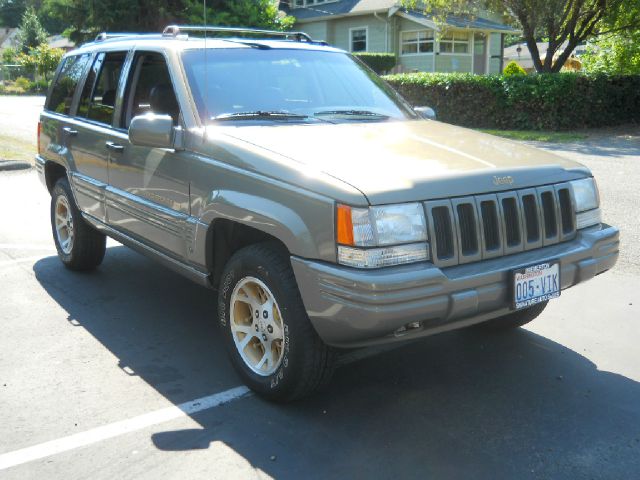 1997 Jeep Grand Cherokee Super