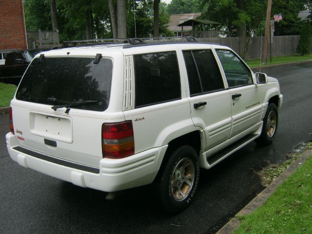 1997 Jeep Grand Cherokee Super