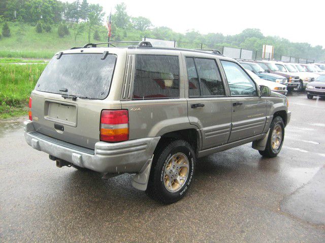 1997 Jeep Grand Cherokee Super