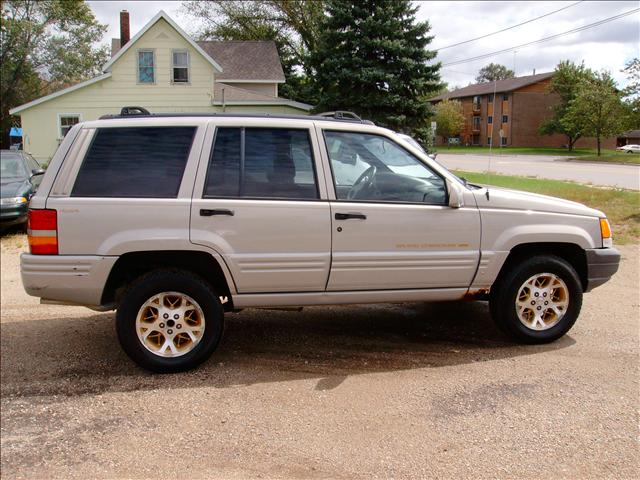 1997 Jeep Grand Cherokee SLT 25