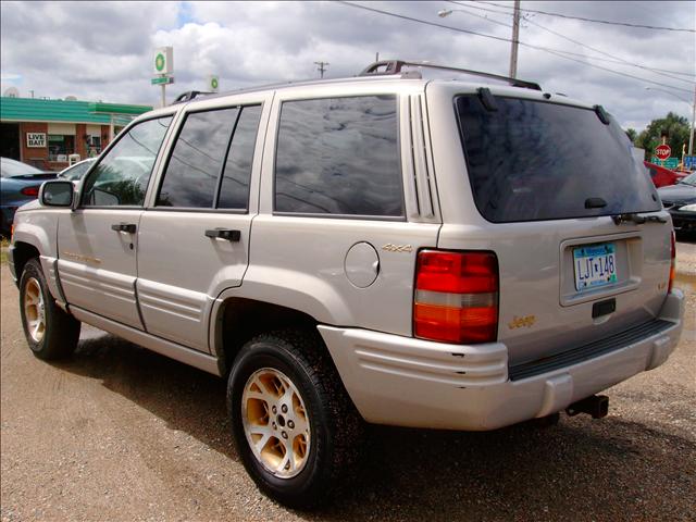 1997 Jeep Grand Cherokee SLT 25