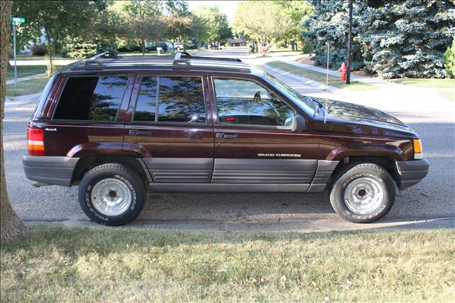 1997 Jeep Grand Cherokee LS