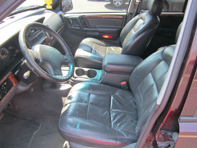 1997 Jeep Grand Cherokee Super