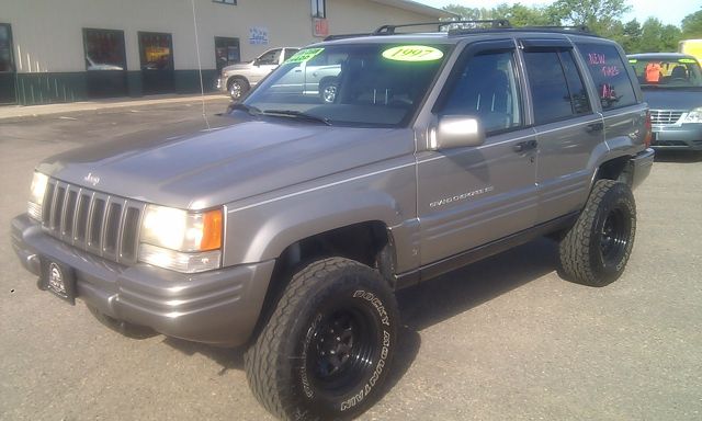 1997 Jeep Grand Cherokee Super