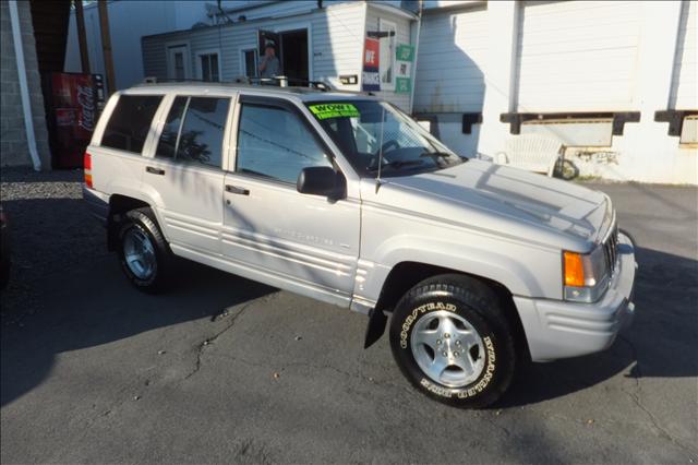 1998 Jeep Grand Cherokee 30TH Anniv Waldoch DVD Leather