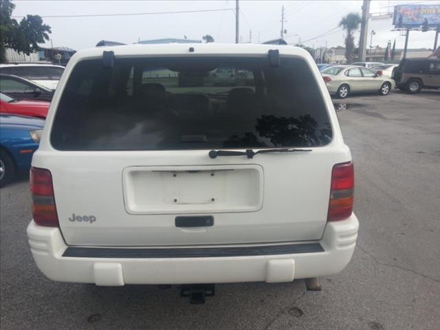 1998 Jeep Grand Cherokee K2500 Silverado